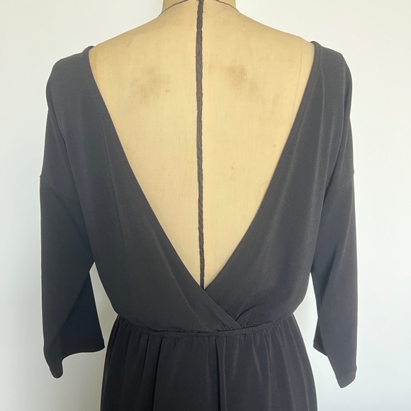 BCBG Open Back Stretch Crepe LBD - Picture 7 of 8